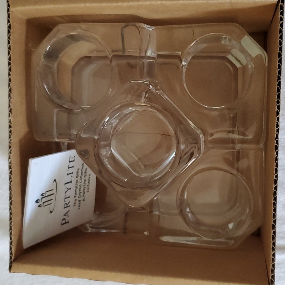 NIB PartyLite Crystal Castle - Picture 4 of 5